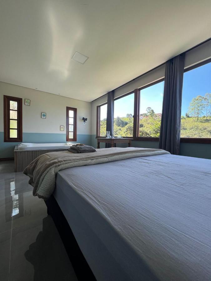Holiday home Chale Flor De Maracuja